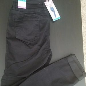 Black high waisted skinny jeans